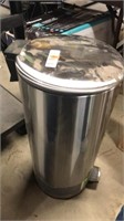 Style Selection  Round step trash can