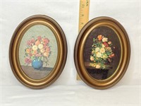 2 Oval Pictures