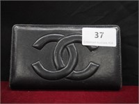 Vintage Woman's Designer Wallet (BLK)