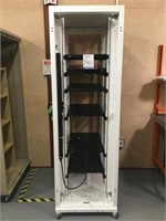 Switched Cabinet Distribution Unit
