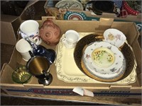 FLAT OF ASSORTED COLLECTIBLE DISHES AND PORCELAIN