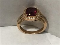 14KT Gold Diamond & Garnet Ring