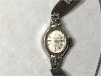 Vintage Waltham Ladies Wrist Watch (running, 17