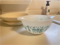 6” Pyrex Bowl and Unmarked