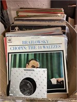 BOX OF MIXED RECORDS