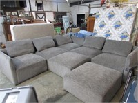 GREY SECTIONAL SOFA W/ FOOT REST