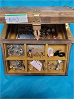 WOODEN JEWERLY BOX WITH MISC. PINS & OTHER JEWERLY