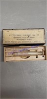 Hypodermic syringe glass