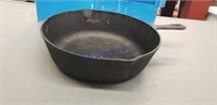 Cast iron pan deep