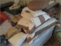 Pillows & Curtains
