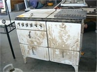 ANTIQUE "QUICK MEAL" GAS STOVE
