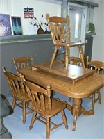 OAK DINING TABLE, 6 CHAIRS, 2 LEAVES