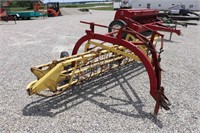 NEW HOLLAND 258 HAY RAKE