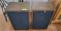 PAIR OF VINTAGE SPEAKERS