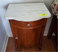 LEXINGTON MARBLE TOP NIGHT STANDS