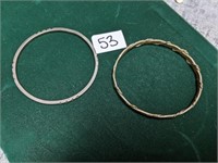 2 Silver Vintage Bangle Bracelets Bracelet