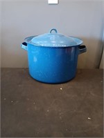 Stock pot