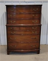 6 drawer mahogany chest of drawers.