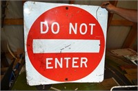 Large Do Not Enter Sign