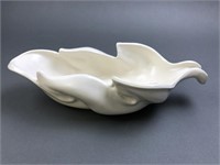 Vintage Imperial China Ceramic Leaf Serving Bowl