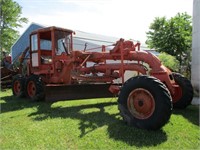 Allis Chalmers Road Grader / Maintainer