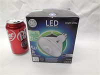 GE LED Bright White Flood Light Bulb 90w/15W