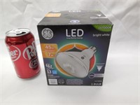 GE LED Bright White Flood Light Bulb 45w/7W