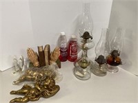 (4) Bookends, (4) Oil Lamps, & More
