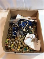 Flat of miscellaneous jewelry