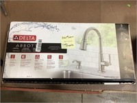 Delta pull down kitchen faucet