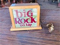Big Rock wood case beer light - 7" x 10"