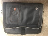 Targus Laptop Bag includes Shoulder Strap