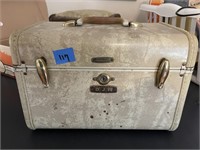 vintage Samsonite make-up travel case