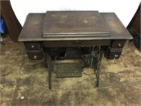 Vintage Oak Singer Treadle sewing machine