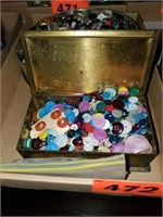 FLAT OF MISC. TINS OF BUTTONS