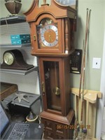 Loben Grandfather Clock w/Weights & Pendalum