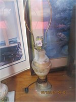 Vtg. Dark Alabaster Table Lamp