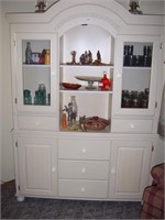 WHITE WOOD CABINET CONTENTS NOT INCLUDED