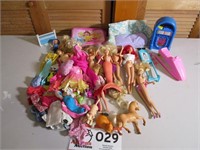 Barbie Dolls, Clothing and Accessories