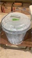 Small galvanized ash bucket with the lid (1431)