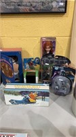 Mixed lot - children’s toys and figurines, dolls,