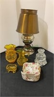 Mixed lot - including small yellow glass table