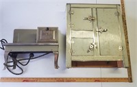 Vintage Metalware Childs Stove and Refrigerator