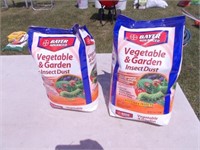 (2) Bags of Vegetable & Garden Insect Dust - New!