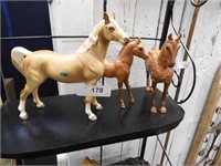 LOT OF COLLECTIBLE VINTAGE HORSE FIGURINES