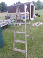 Wooden 6ft. Step Ladder