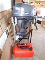 Yamaha 15HP 4 Stroke Outboard Motor w/Stand,