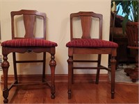 (2) Vintage Wooden Dining Chairs