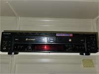 Retro Tech Sony CD Player RCD-W50C