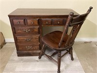 King Colonial Desk and Chair